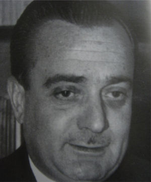 Dr. F. Martorell y colaboradores del Departamento de Angiología de la Clínica Platón de Barcelona (1957).