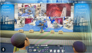 Avatars in the metaverse watching the operating scene in Seoul National University Bundag Hospital, South Korea.2