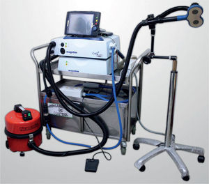 Equipo de estimulación magnética transcraneal.
