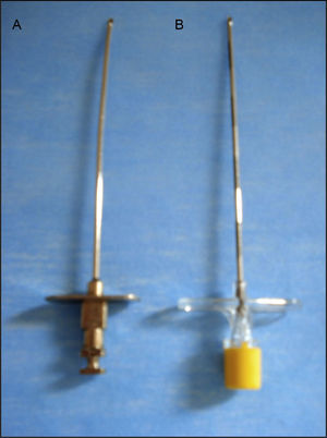Aguja epidural (Tuohy) 16G (no desechable) (A) y 17G (desechable) (B).