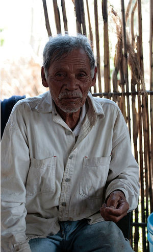 Don Pepe, tlahmaquetl de la comunidad de Aquilpa.