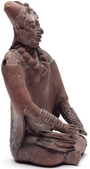 Vista lateral derecha de la figurilla. Archivo digital de las colecciones del Museo Nacional de Antropología. CONACULTA-INAH-CANON.