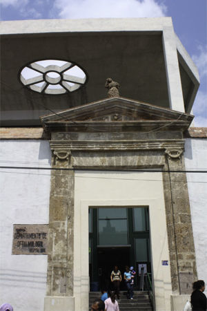 Entrada, pasado y presente.