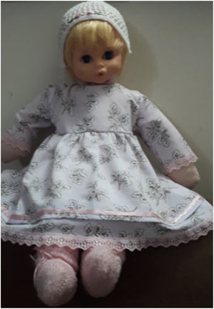 Prototipo de muñeca utilizada en la implementación de la intervención Doll Therapy.