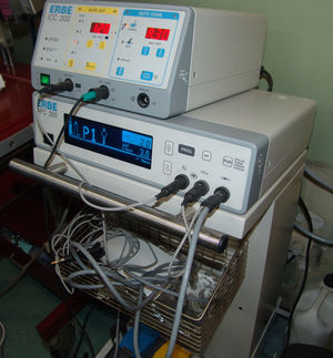 Generador electroquirúrgico ICC 200, ERBE, Alemania.