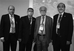 De izquierda a derecha: Dr. J. Iturralde-Iriso, J. Ocharan-Corcuera, A. Zanchetti y G. Mediavilla-Tris.