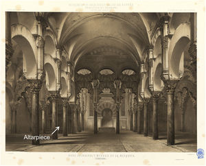 Lithograph of the Maqṣūrah in 1879 with the altarpiece in front of the Bāb Bayt al-Māl.