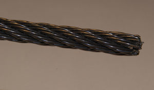 Ejemplo de tendón de Ni-Ti formado por 7×7 alambres de 0,892mm de diámetro cada uno de ellos.