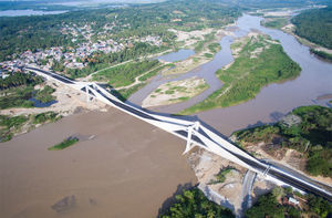 Vista aérea del puente terminado.