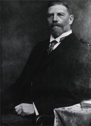 Ludwig Rehn. Ludwig Rehn. Profesor de cirugía del Hospital Provincial de Francfort, quien efectuó la primera sutura exitosa de una herida penetrante de corazón, el 9 de septiembre de 1896, lo que abrió el camino a la cirugía cardíaca. Cortesía de la Biblioteca Nacional de Medicina de los EE.UU. http://resource.nlm.nih.gov/101439011.