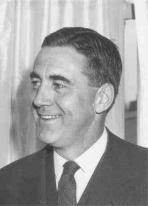 Wilfred Bigelow. Wilfred Bigelow, de la Universidad de Toronto, quien conceptualizó la hipo- termia con oclusión de ambas cavas como método para efectuar cirugía a corazón abierto. Fotografía gentileza de: Canada Gairdner International Award 1959. https://gairdner.org/award_winners/wilfred-g-bigelow/.