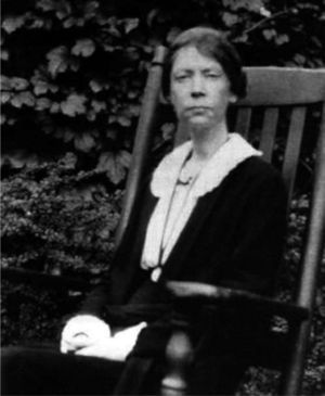Elizabeth Mudge, RN. She received the first insulin injection given in New England (USA), in 1922.