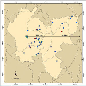 Spatial distribution of agroindustries from the region of Serro (light brown) with raw-milk Minas artisanal cheese positive (red) and negative (blue) for Coxiella burnetii DNA, Minas Gerais state, Brazil; elaborated by the Embrapa Dairy Cattle Geoprocessing Department according to the Geographic information system Datum Horizontal SIRGAS 2000 and the Brazilian Institute of Geography and Statistics (IBGE).