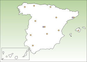 Map of Spain showing the geographical distribution of the participating dermatology departments (red dots) and 2 laboratories (purple dots).