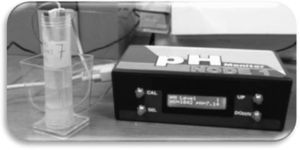 One node measuring pH 7. Buttons allow to: enter calibration routine (CAL), select pH values (UP, DOWN) and enter the desired value (SEL).