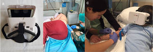 a) Gafas modelo Wortex Neox VR1 asociadas a dispositivo móvil. b) Paciente utilizando las gafas de RV durante la realización de una punción lumbar. c) Paciente utilizando las gafas de RV durante la realización de una extracción analítica.