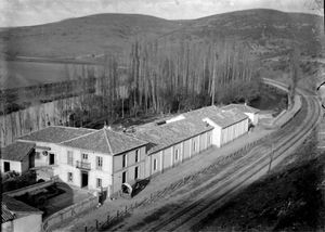 El complejo harinero El campo de Alar del Rey en torno a 1870.