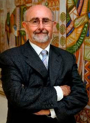 Prof. Dr. Luis Munuera Martínez.