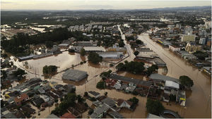 Inundação de São Leopoldo, pelo Rio do Sinos. Fotografia de Douglas Garcia.